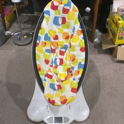 4moms MamaRoo Multi-Motion Baby Swing