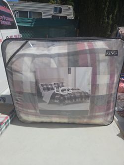 Comforter set