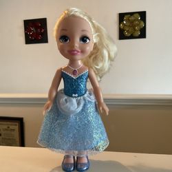 Disney Princess Magical Toddler Cinderella 14" Light Up Singing Doll
