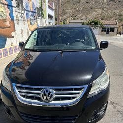 2010 Volkswagen Routan