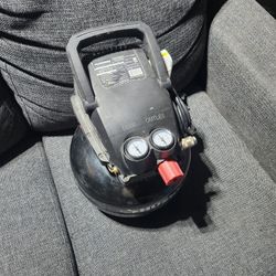 Air Compressor  1 Gallon 