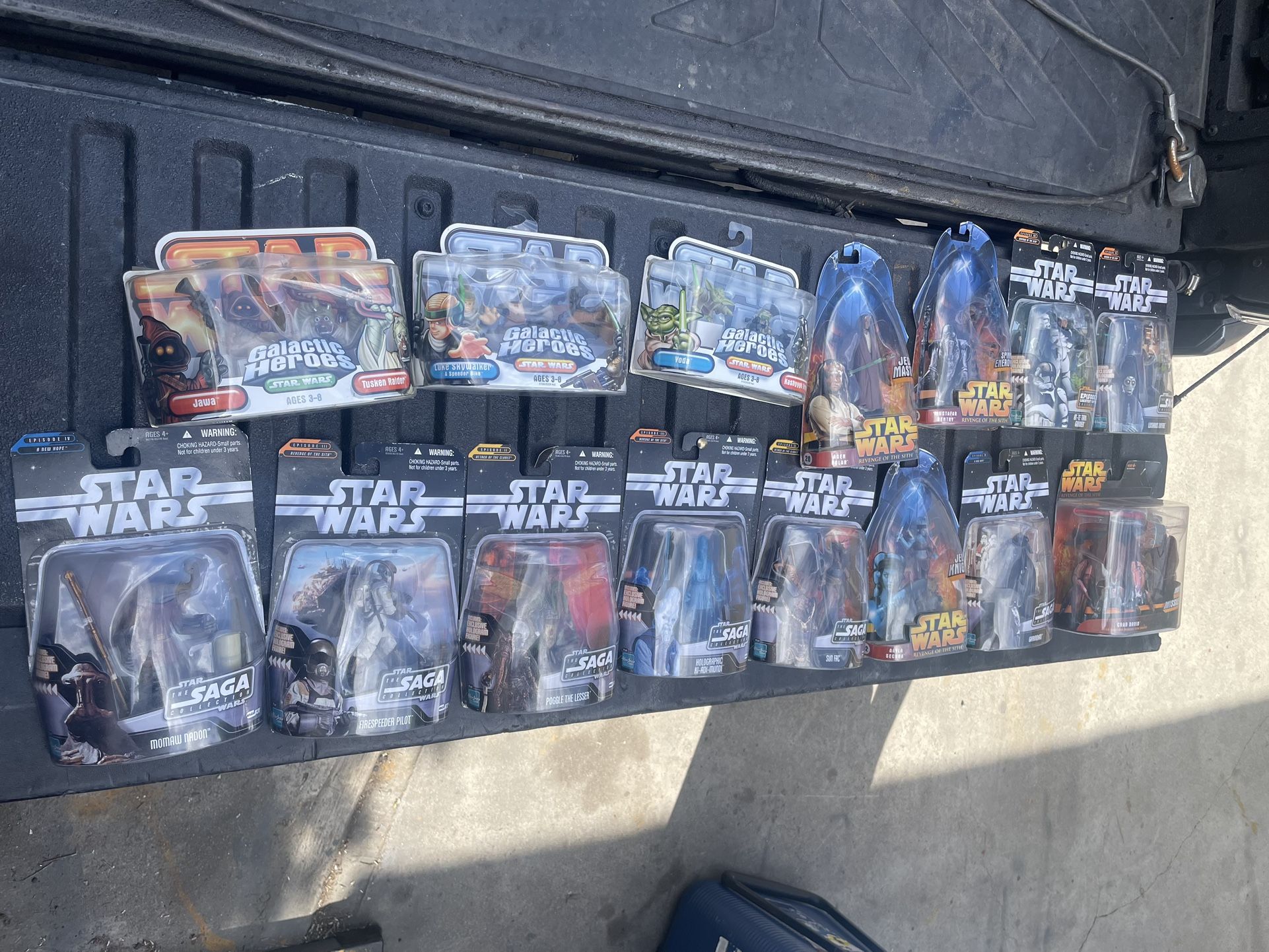 15 Muñecos De Star Wars Por $200