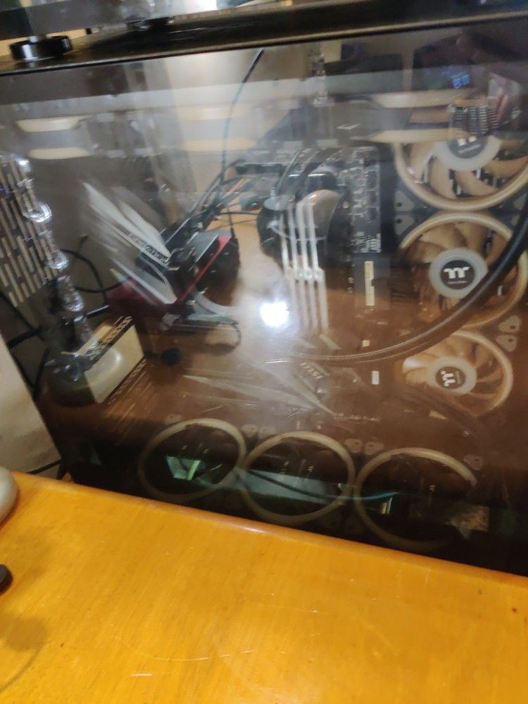 Razer Lian Li 011 128GB 5950x MSI Thermaltake