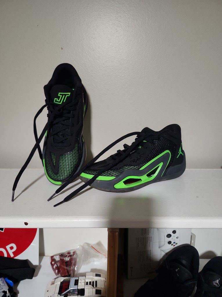 Jayson Tatum Green Basketball Shoes