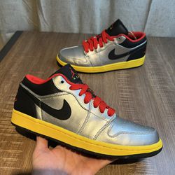 Nike Sample Air Jordan 1 Men's Size 9 Retro Low Silver Sneakers 553558-023