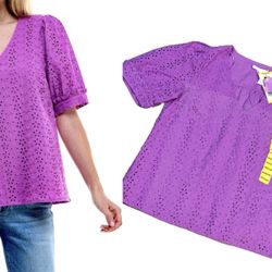 Draper James NWT Short Puff Sleeve Eyelet Blouse Sz M Women’s Purple V Neck