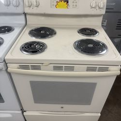 USED GE ELECTRIC STOVE 