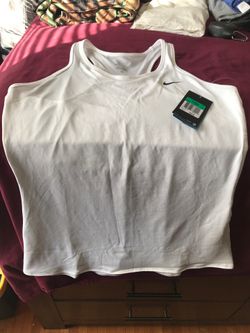 Women’s Dri-Fit workout tank top Size XL