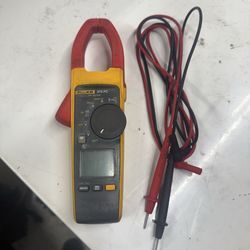 Fluke 376fc meter