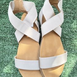 Sorel Women's Ella III Flat Grey Sandals New Size 7.5