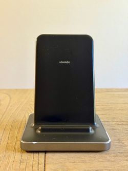 Ubio Labs wireless charging stand