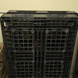 2 Plastic Pallets. Can Deliver In Portland Area. $40 for both