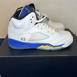 Authentic Air Jordan 5 Retro Laney - size 6Y