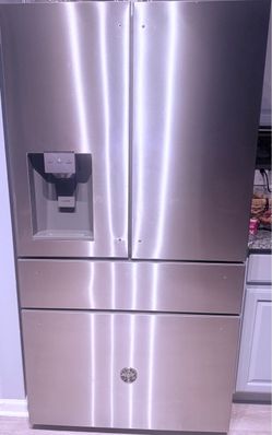 Bertazzoni 36-Inch Freestanding 4-Door French Door Counter Depth Refrigerator- DELIVERY AVAILABLE