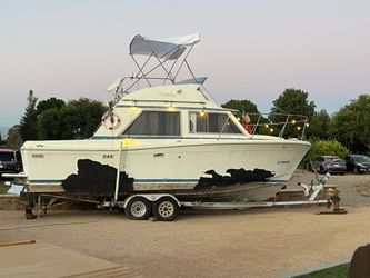 1977 Uniflite Cabin Cruiser Clean Title Ran When Parked