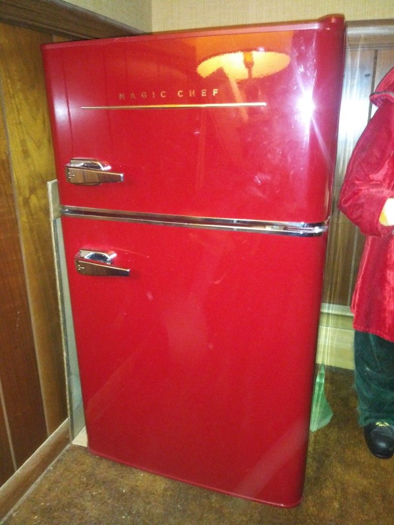 Great Condition Mini Refrigerator /Freezer Used Only Once.w