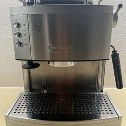 DeLonghi Coffee Machine