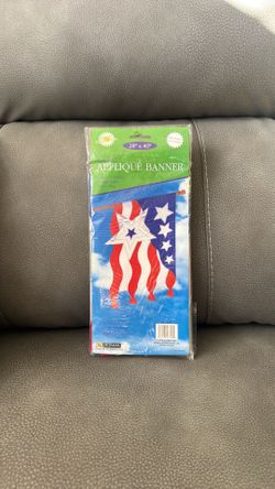 New 28” x 40” American Red White Blue 4th of July Indoor Outdoor Decorative Flag Decoration