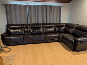 Sectional couch
