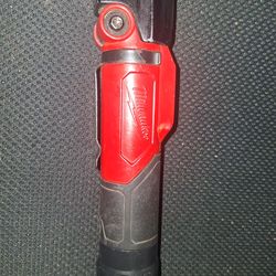 Milwaukee flashlight