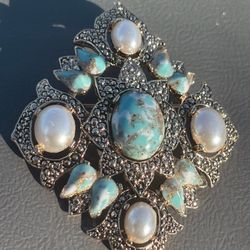 Sarah Coventry Brooch