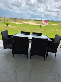 Outdoor table and chairs