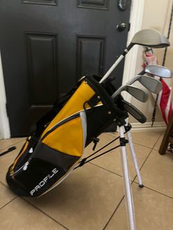 Wilson Profile Junior Complete Golf Club Set – Medium (Ages 8–11) 50-54" Tall