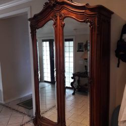 Antique 19th Century French Louis XV Walnut Baroque Mirrored Knockdown Armoire