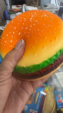 Giant hamburger squishy