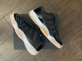 Used Air Jordan 11 Retro Low (GS). Size 4.5 Youth / 6 Women’s