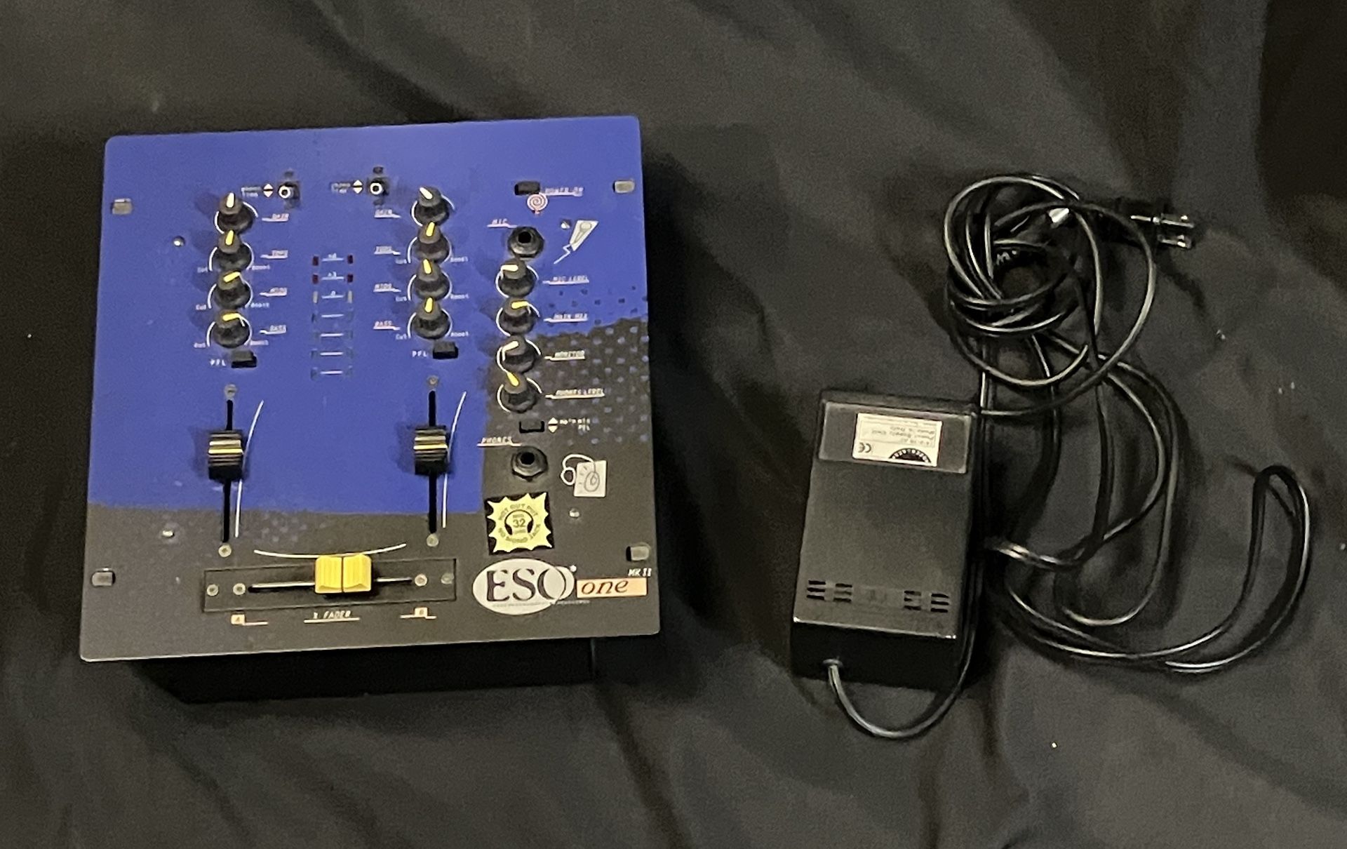 ESO one DJ Mixer with original power supply