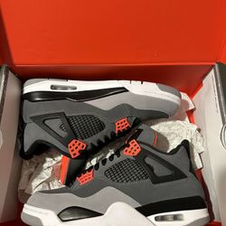 Air Jordan Retro 4 Infrared 