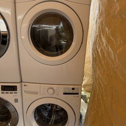 Lg Washer And dryer Both Work Great