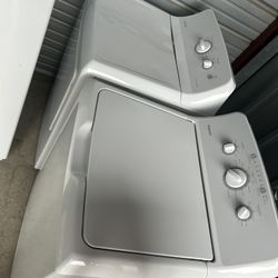 Hot point Washer And Dryer