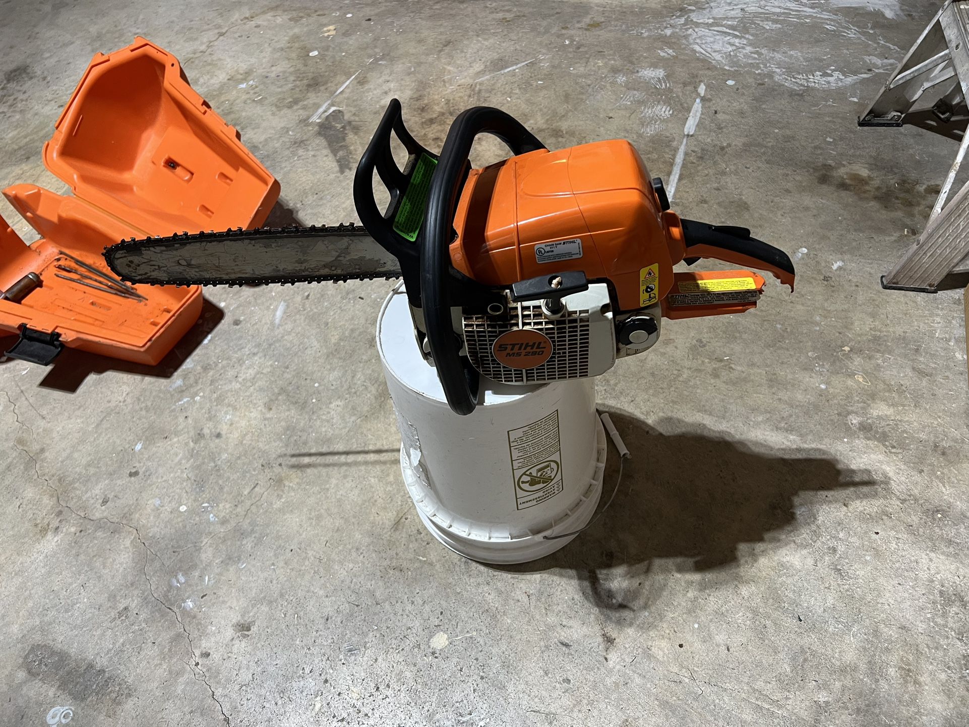 STIHL Chainsaw MS290