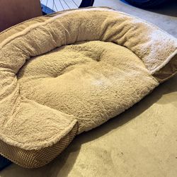 Large dog bed for sale! 