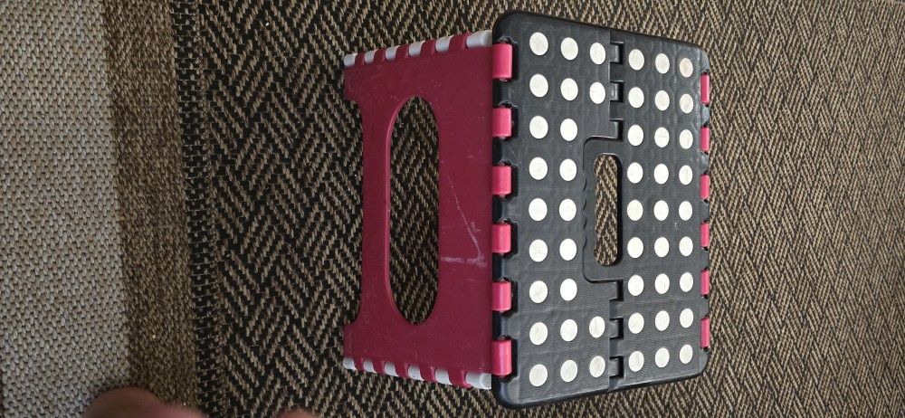 Foldable Footstool