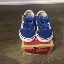 Baby Checker Vans