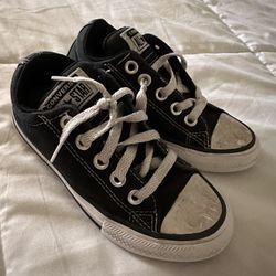 Girl Size 12 Converse