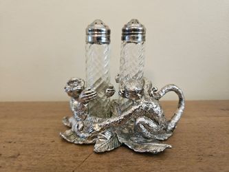 Vintage 1999 Arthur Court MONKEY Salt & Pepper Shaker Set Signed