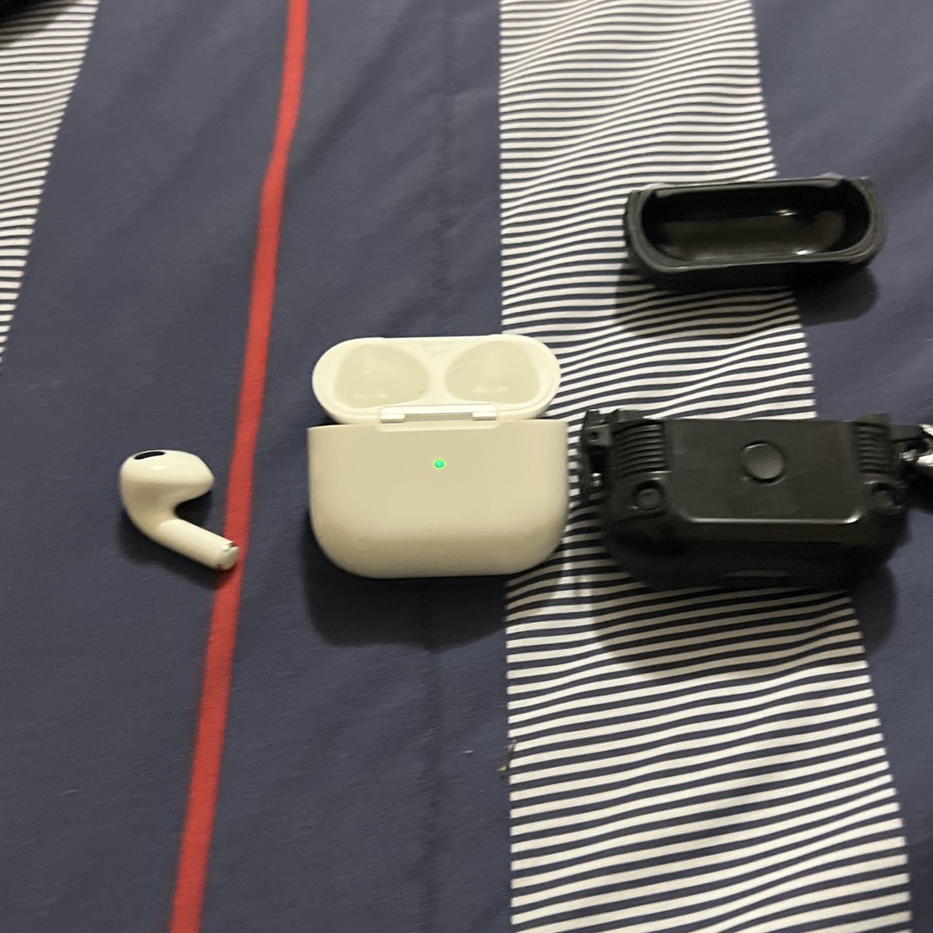 AirPods 2nd Generation! Left Side Only! 