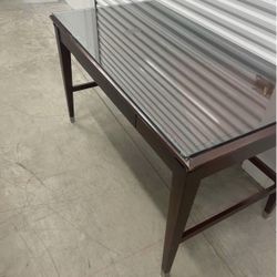 Philadelphia Furniture MFG Company Desk