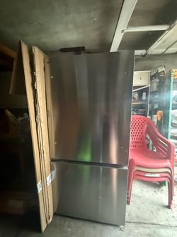 LG 26 cu. ft. Bottom Freezer Refrigerator