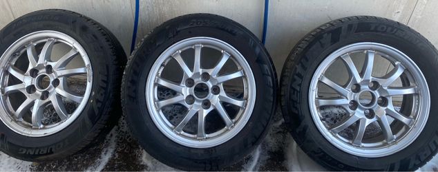 Tires for Toyota 2012 Prius 205/60/16