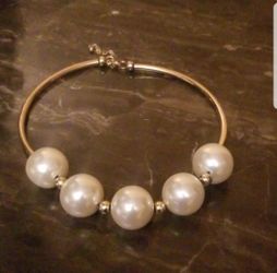 Large Pearl Necklace