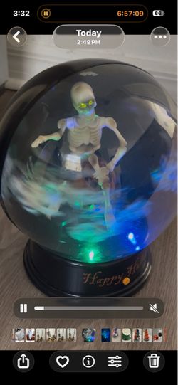 Halloween Skeleton Resin Ball Globe 9d 11h movement sound & lights