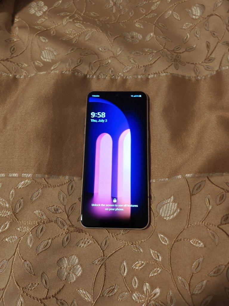 Unlocked LG V60 ThinQ 5G 128GB w/ LG Dual Screen Case