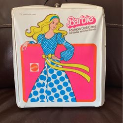 Vintage Barbie Fashion Doll Case