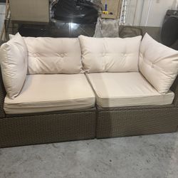 Outdoor Furniture/ couch