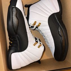 Jordan 12Taxi 